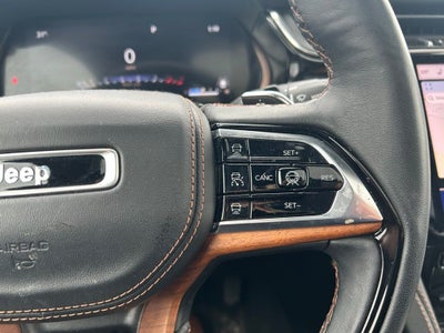 2022 Jeep Grand Cherokee Summit Reserve W/Advanced ProTech and Luxury Tech Group