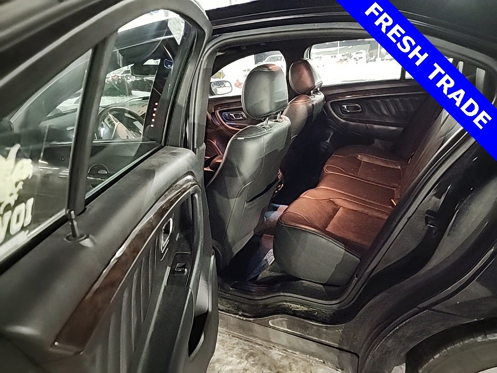 2014 Ford Taurus Limited 300A W/NAVIGATION
