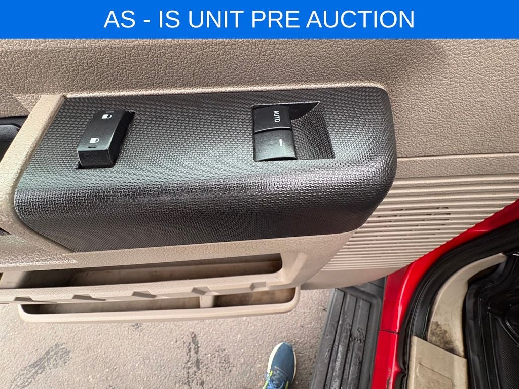 2009 Ford F-350SD XLT DRW W/Dump Box and Plow