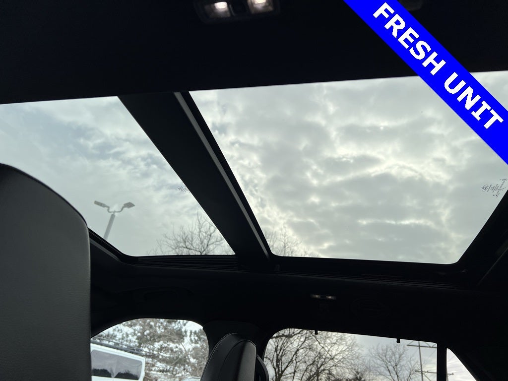 2021 Ford Explorer ST 401A PREMIUM TECHNOLOGY PACKAGE