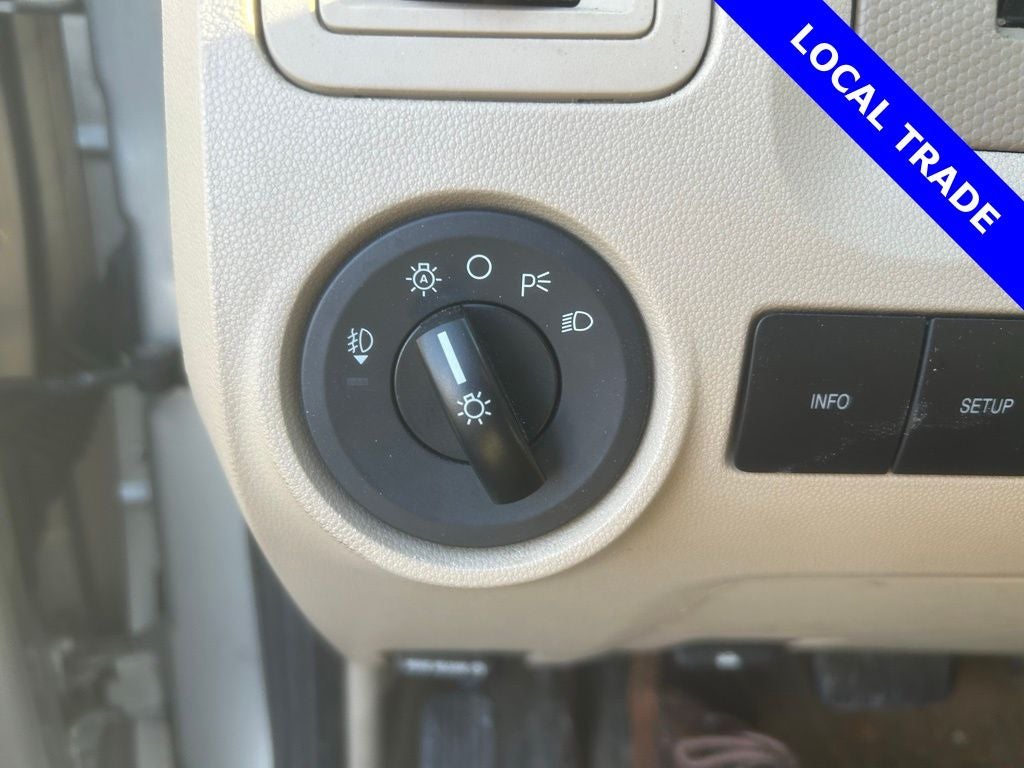 2010 Ford Escape XLT 200A