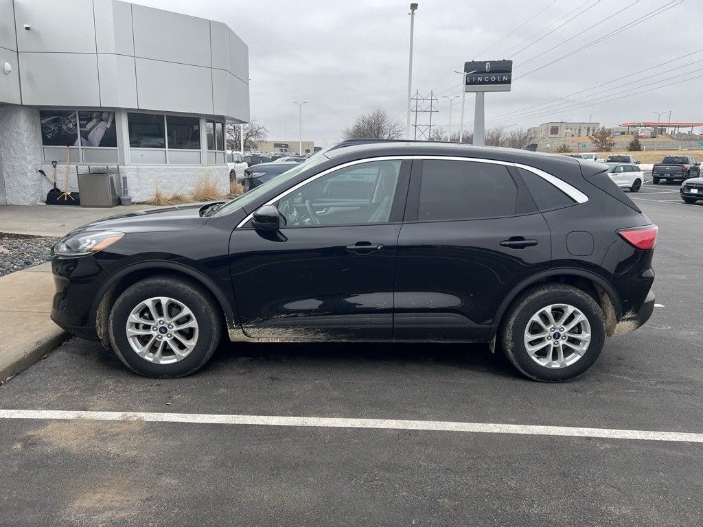 2021 Ford Escape SE 200A WCold Weather Package and CO-Pilot360 Assist