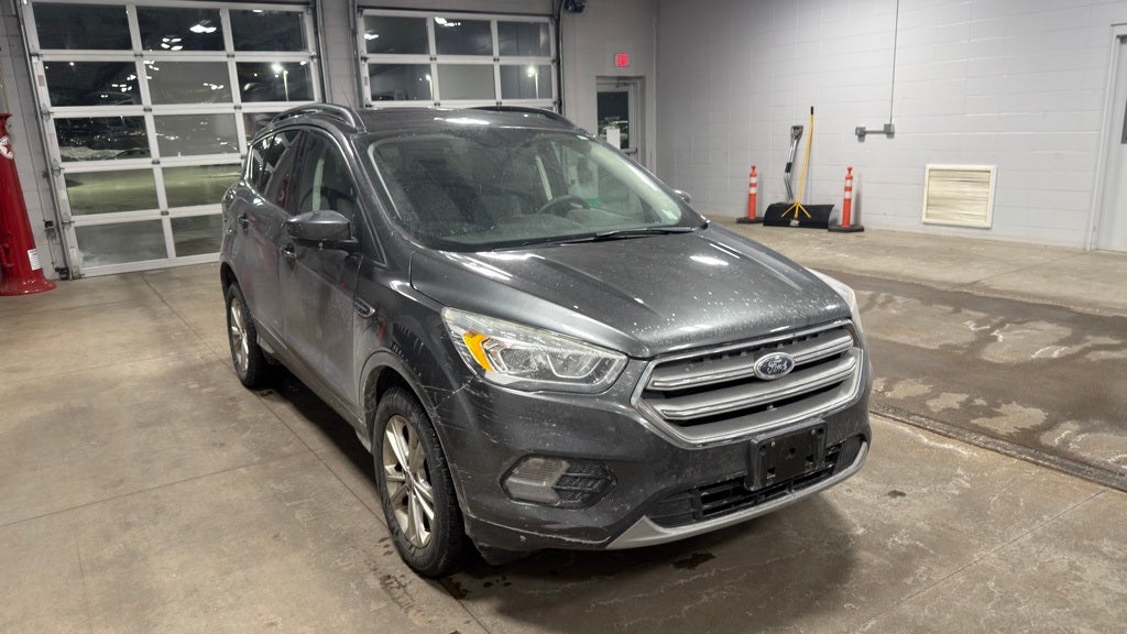 2017 Ford Escape SE 201A W/TECHNOLOGY PACKAGE