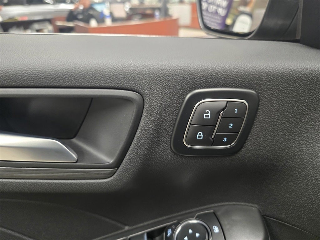 2026 Ford Escape Hybrid Platinum