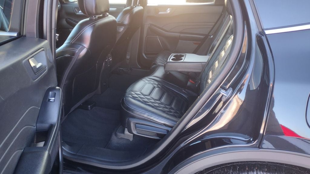 2023 Ford Escape Hybrid Platinum W/PREMIUM TECHNOLOGY PACKAGE