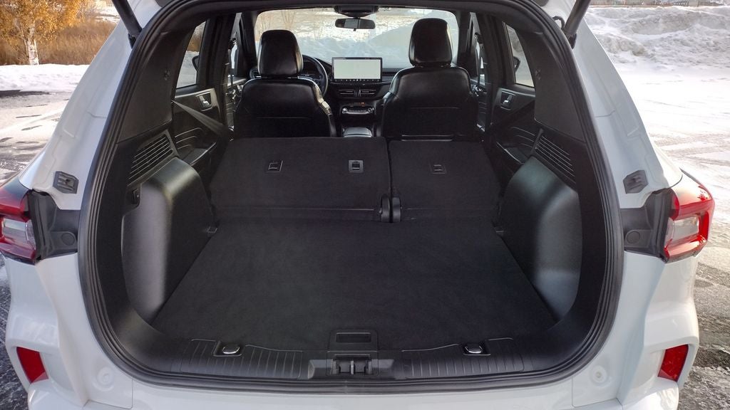 2023 Ford Escape ST-Line W/Cold Weather Package