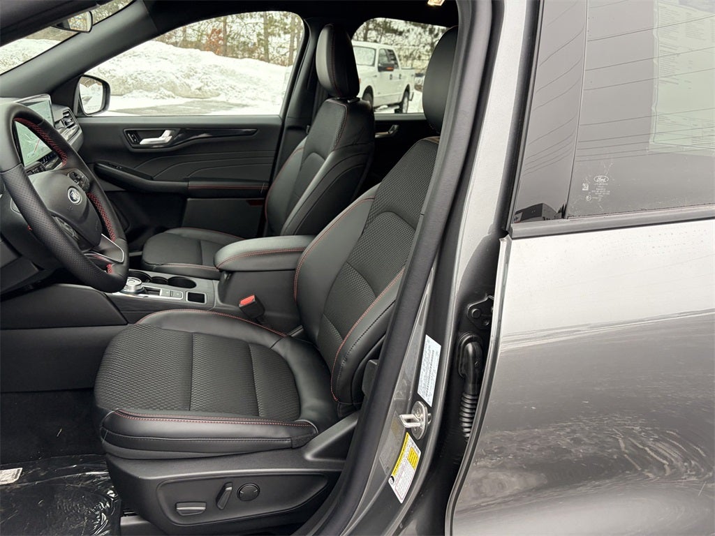 2026 Ford Escape ST-Line Select