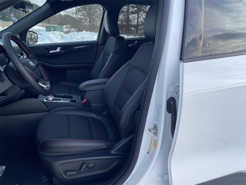 2026 Ford Escape Hybrid ST-Line Select