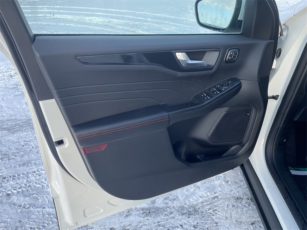 2026 Ford Escape Hybrid ST-Line Select