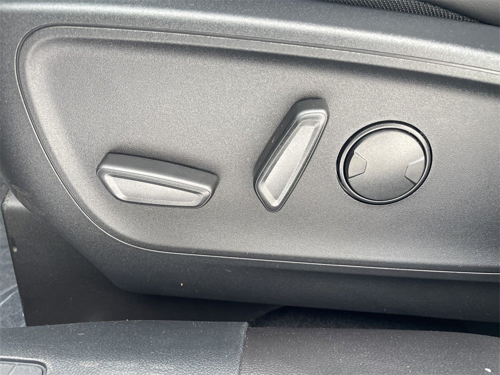 2026 Ford Escape Hybrid ST-Line Select