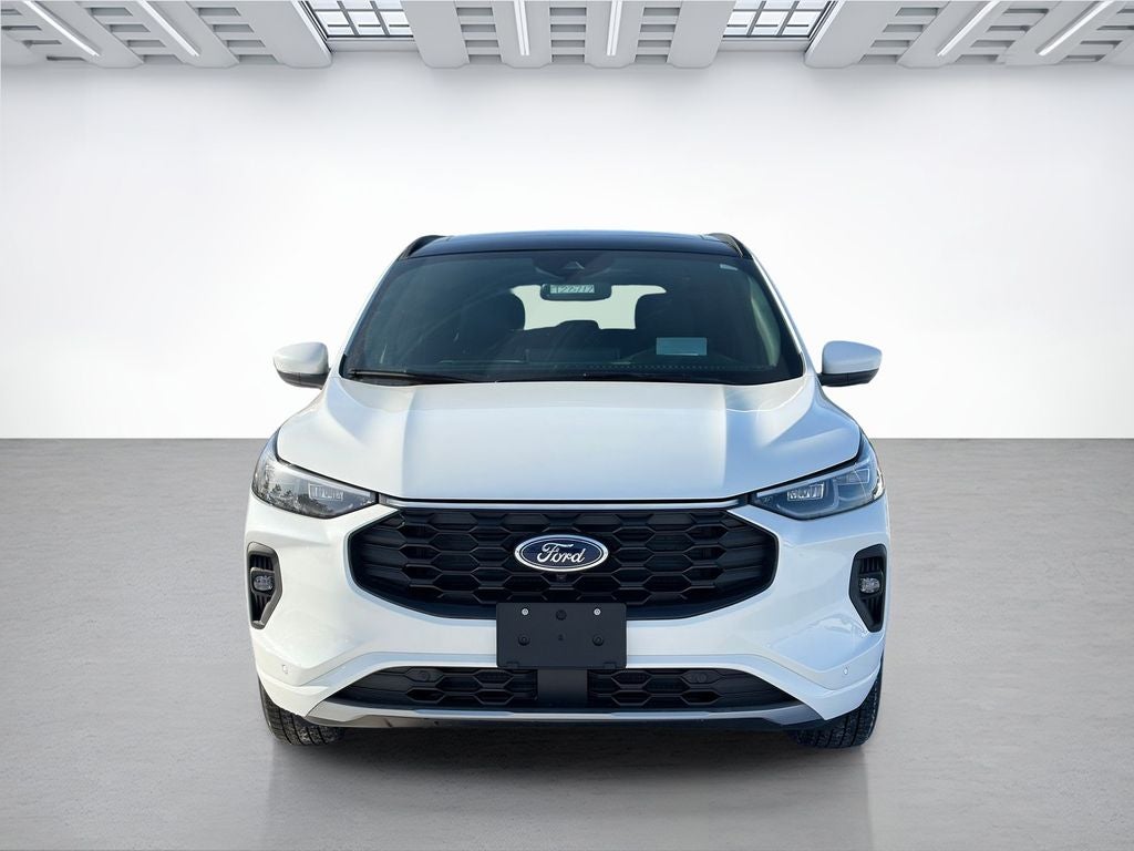2026 Ford Escape ST-Line Elite
