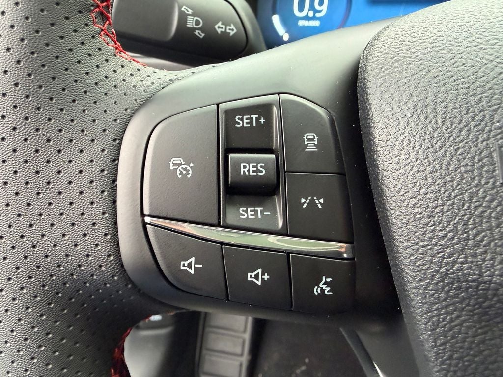 2026 Ford Escape ST-Line Elite