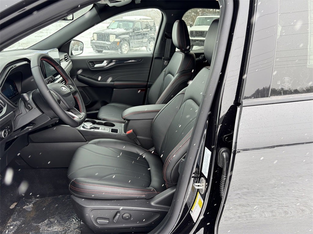 2026 Ford Escape ST-Line Elite