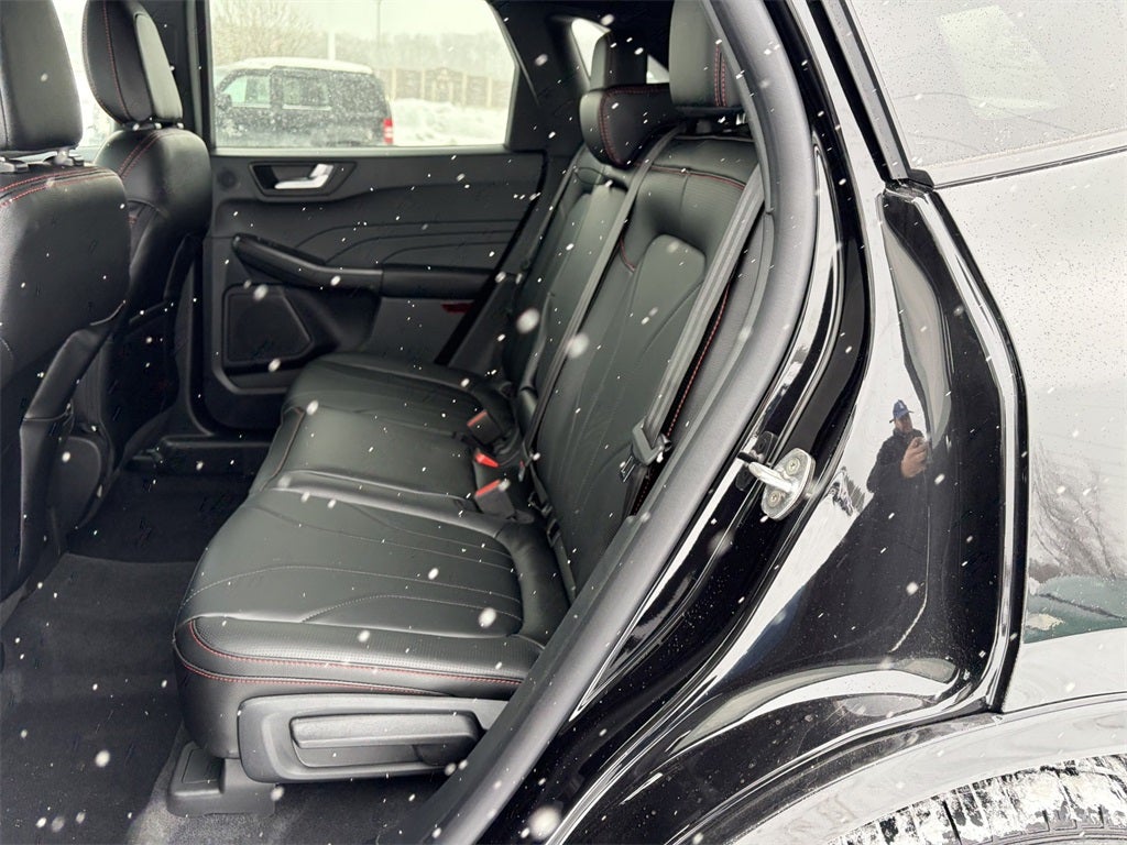 2026 Ford Escape ST-Line Elite