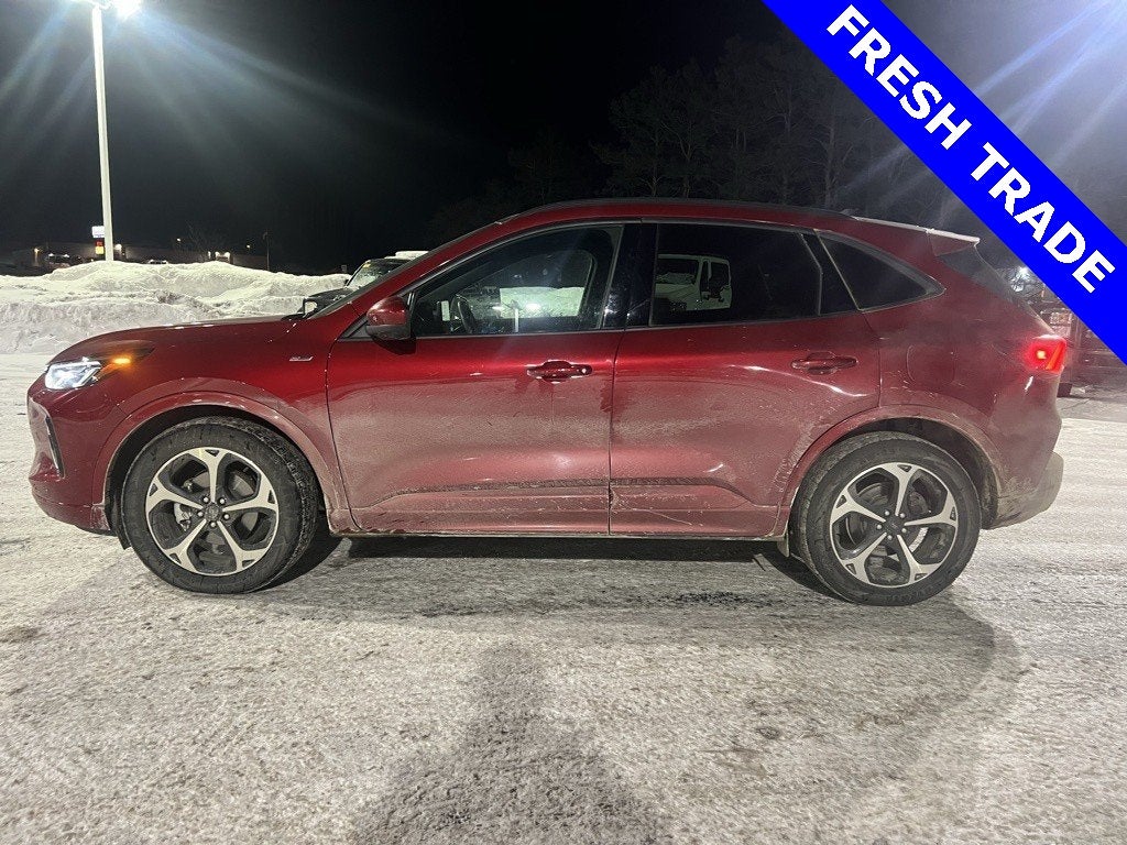 2023 Ford Escape Hybrid ST-Line Elite W/Premium Technology Package