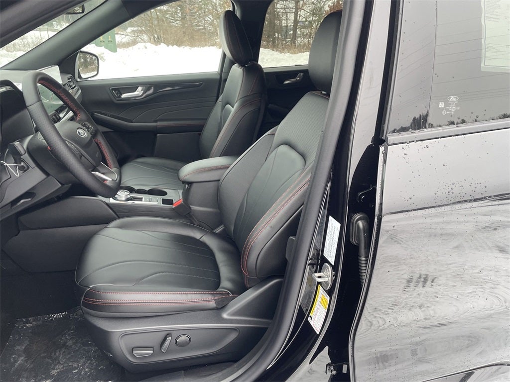 2026 Ford Escape Hybrid ST-Line Elite