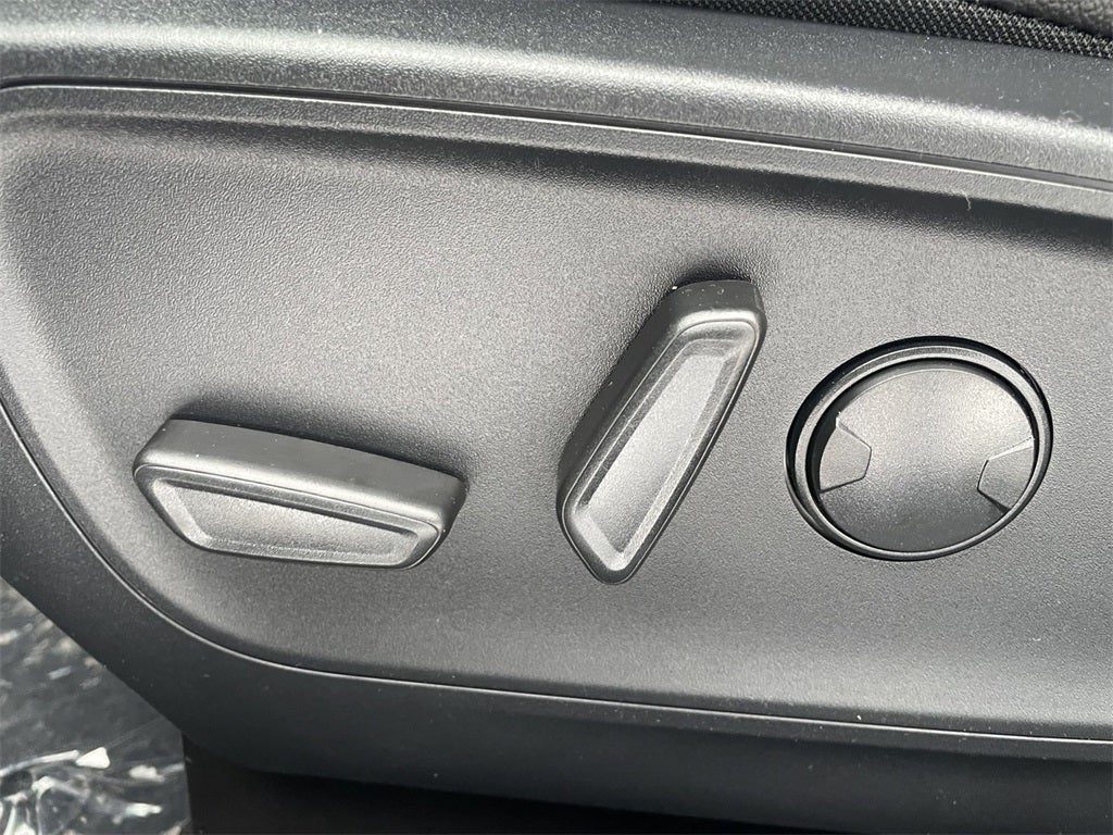 2026 Ford Escape Hybrid ST-Line Elite