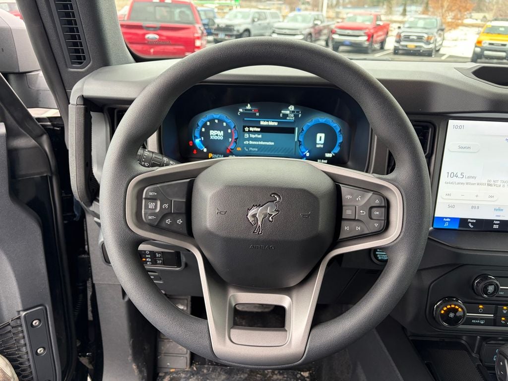 2025 Ford Bronco Base