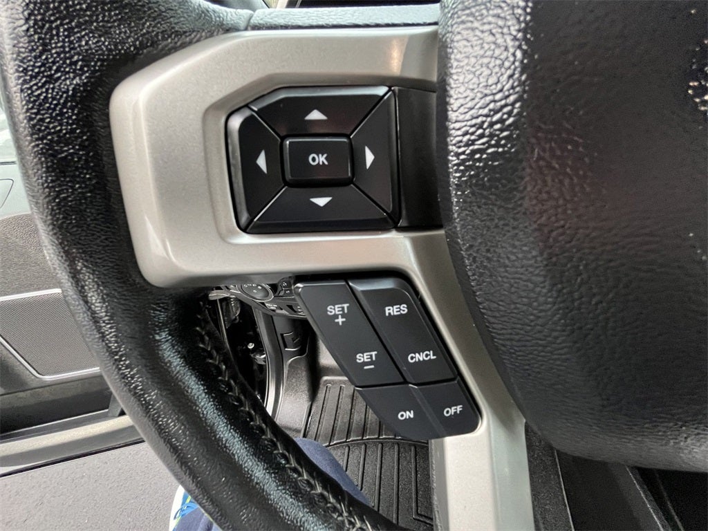 2020 Ford F-150 Lariat 502A BLACK APPEARANCE PACKAGE