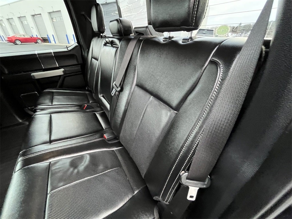 2020 Ford F-150 Lariat 502A BLACK APPEARANCE PACKAGE