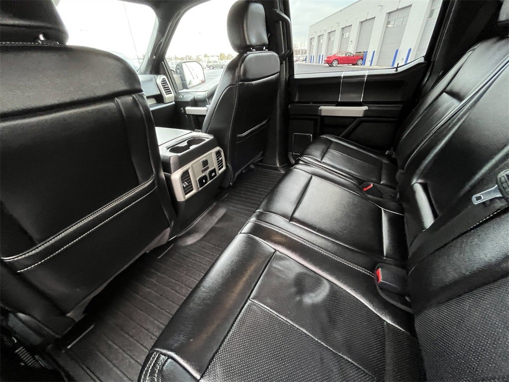 2020 Ford F-150 Lariat 502A BLACK APPEARANCE PACKAGE