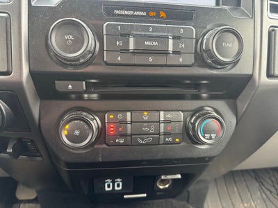 2017 Ford F-150 XLT 302A W/Trailer Tow Package