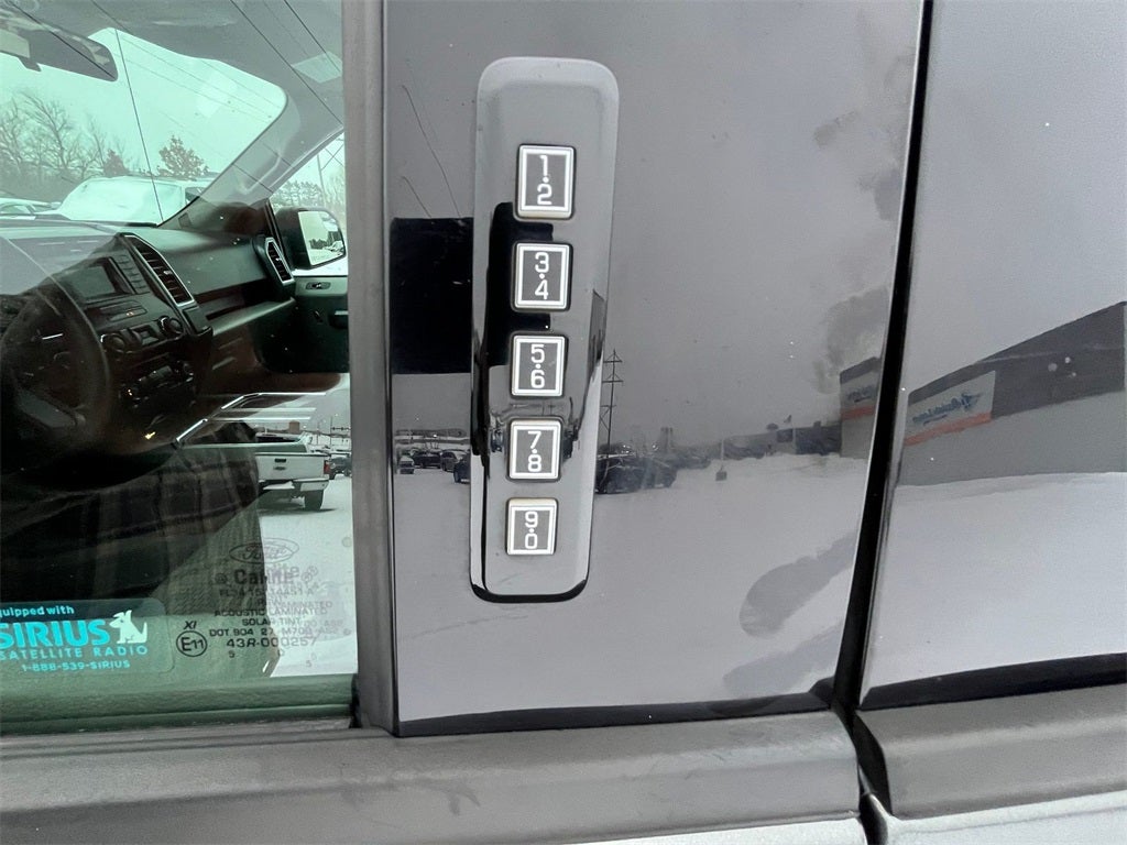 2015 Ford F-150 XLT 300A Base