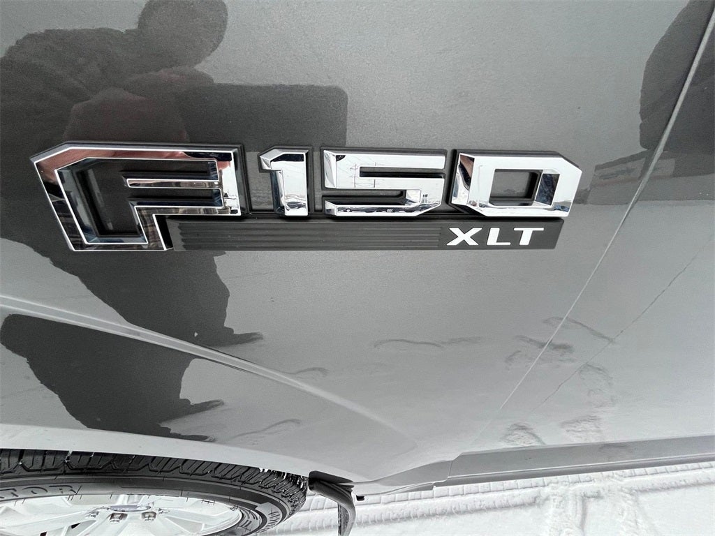 2015 Ford F-150 XLT 300A Base