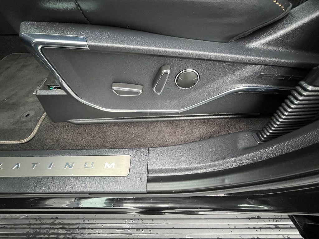 2022 Ford F-150 Platinum W/701A