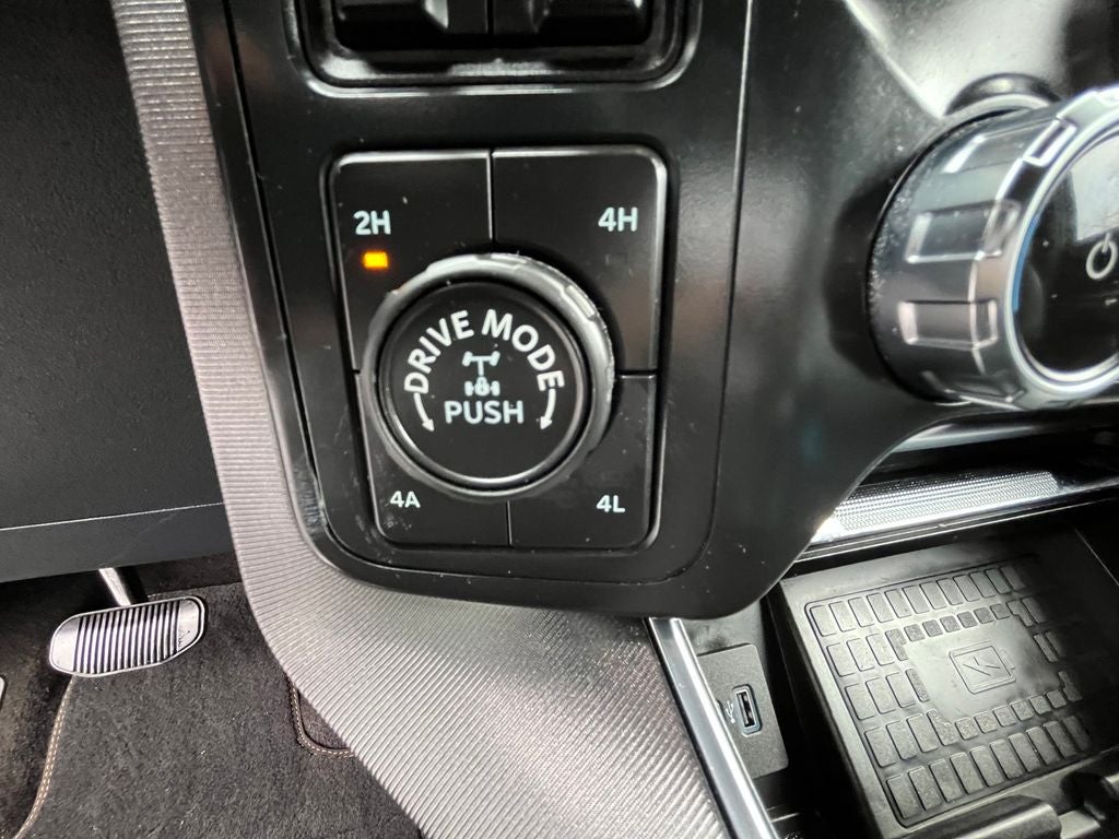 2022 Ford F-150 Platinum W/701A