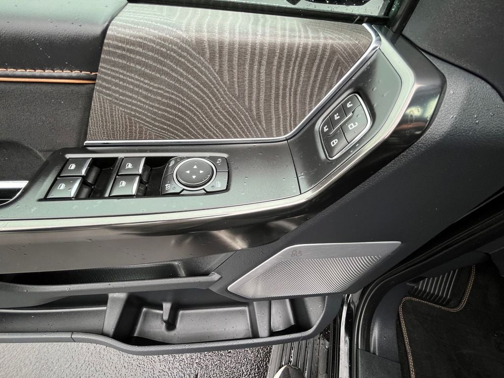 2022 Ford F-150 Platinum W/701A