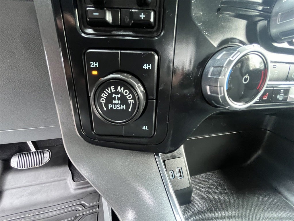 2023 Ford F-150 XLT 302A W/CHROME PACKAGE