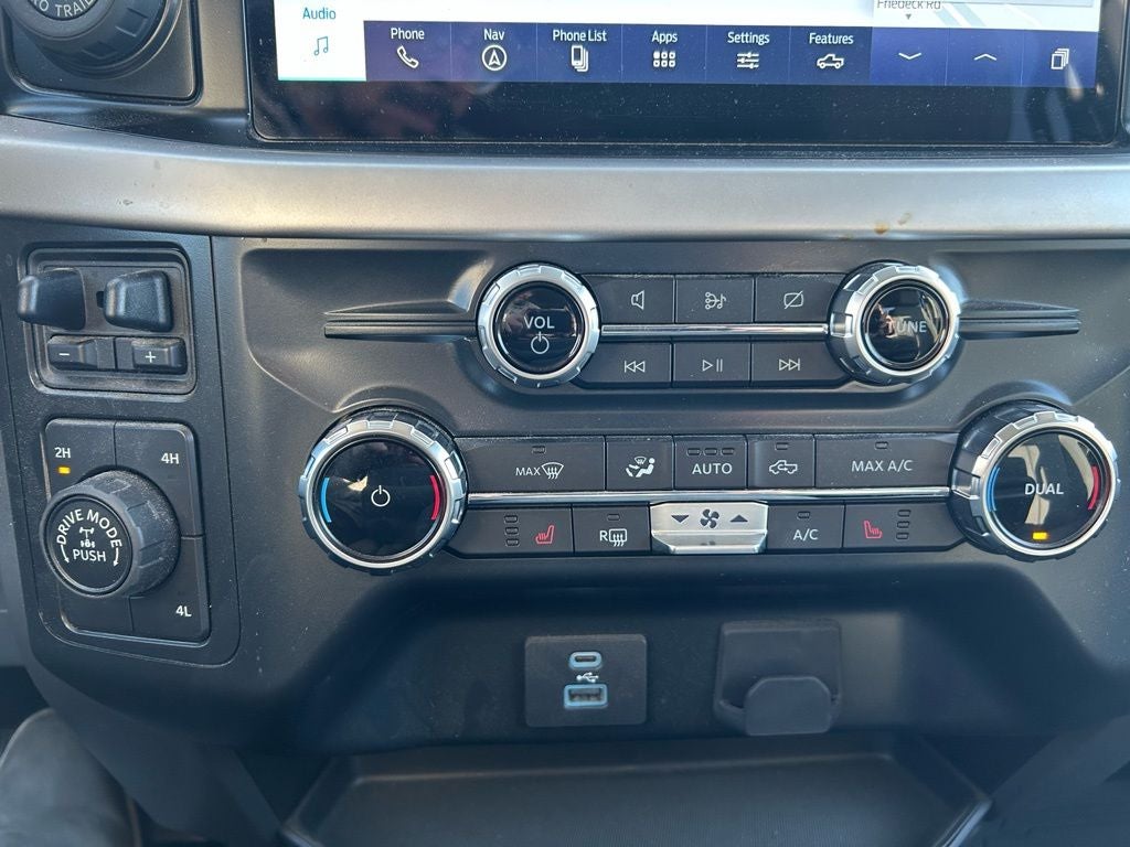 2022 Ford F-150 XLT 302A W/Max Tow Package and 360-Degree Camera Packa