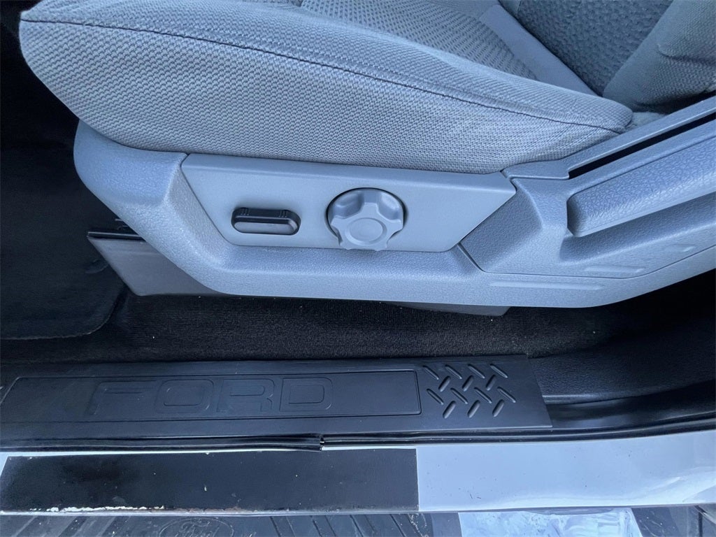 2012 Ford F-150 XLT CONVENIENCE PACKAGE