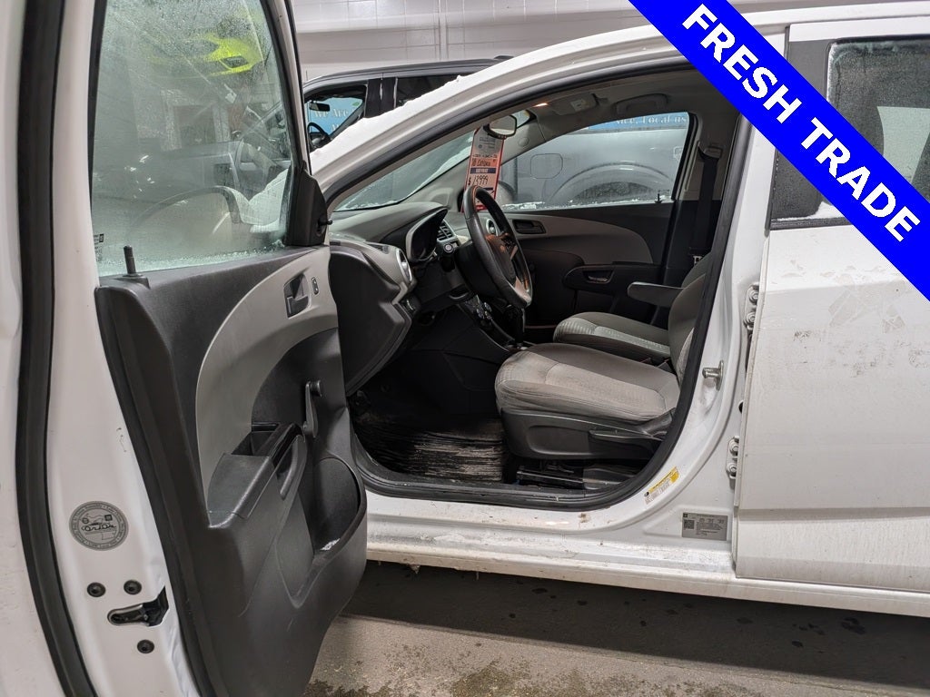 2019 Chevrolet Sonic LT Preferred Equipment Group 1FL