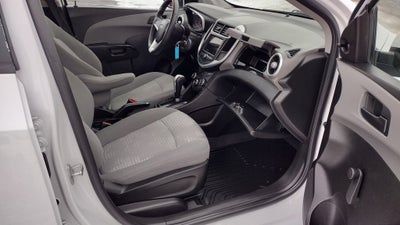 2019 Chevrolet Sonic LT Preferred Equipment Group 1FL