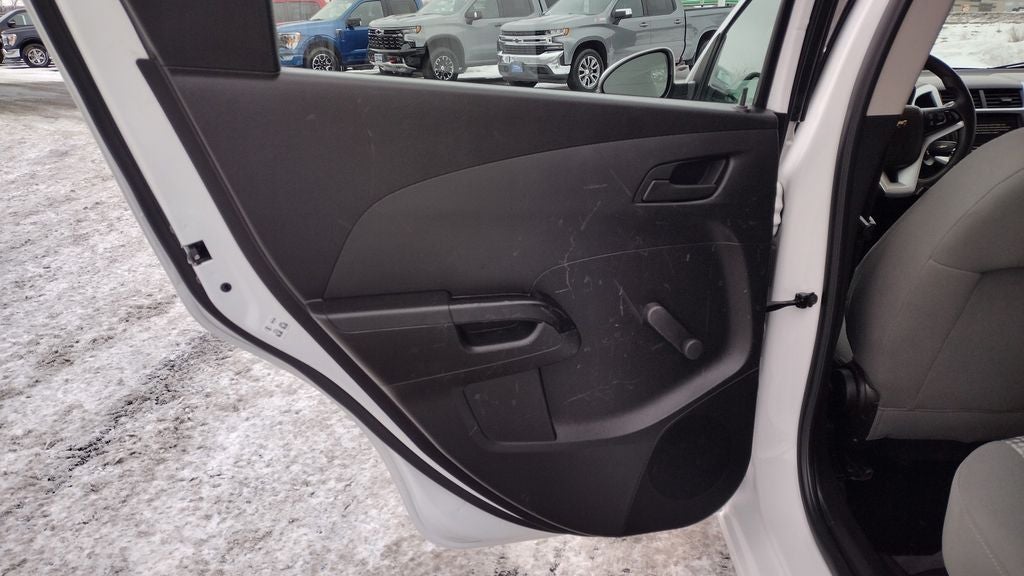 2019 Chevrolet Sonic LT Preferred Equipment Group 1FL