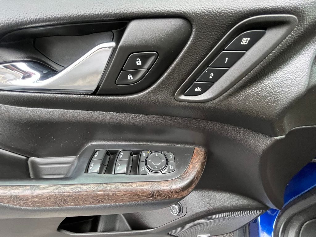 2023 GMC Acadia Denali Ultimate Package