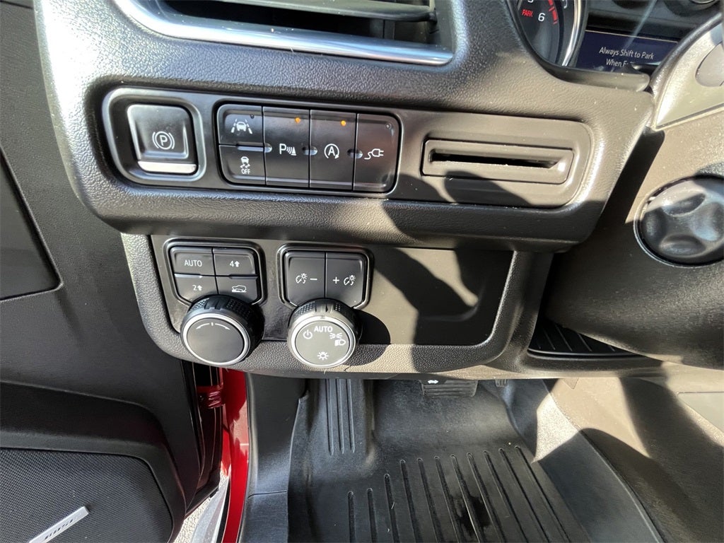 2021 Chevrolet Tahoe RST W/LUXURY PACKAGE