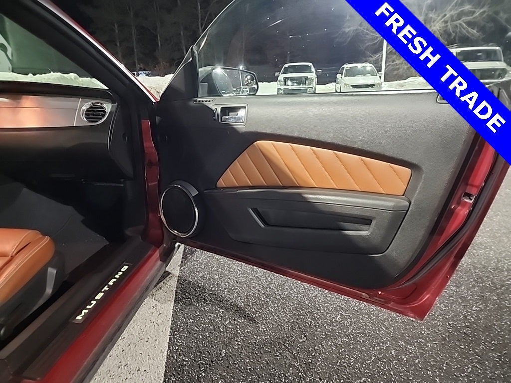 2010 Ford Mustang V6 Premium