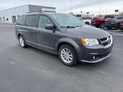 2020 Dodge Grand Caravan SXT W/2nd and 3rd Row Tow N Go