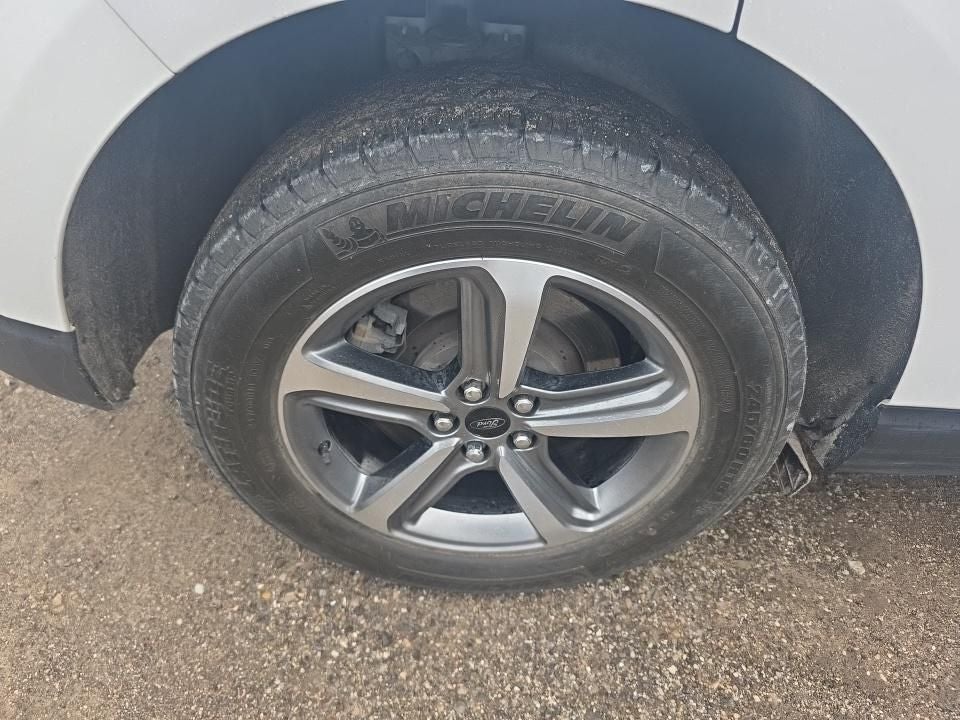 2023 Ford Edge SEL 201A Convenience Package with Panoramic Vista Roof