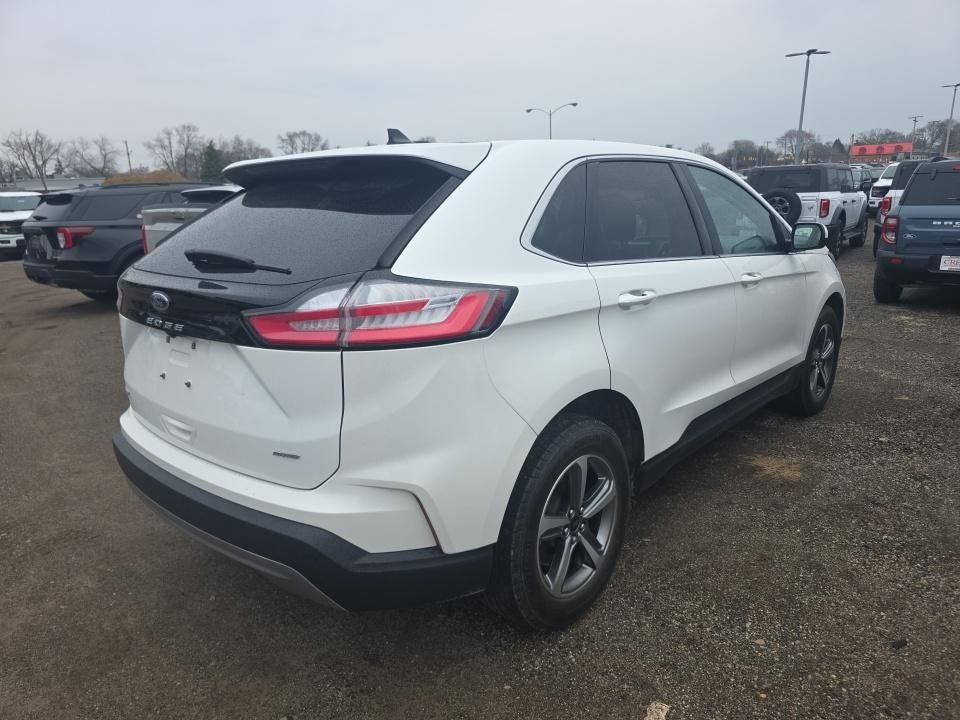 2023 Ford Edge SEL 201A Convenience Package with Panoramic Vista Roof