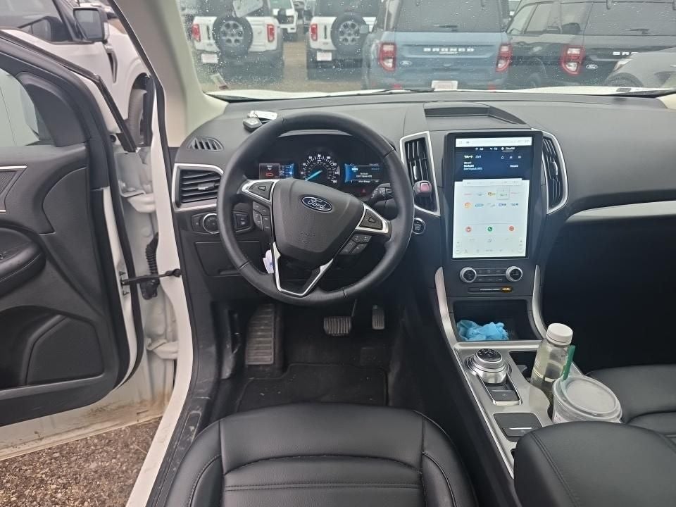 2023 Ford Edge SEL 201A Convenience Package with Panoramic Vista Roof
