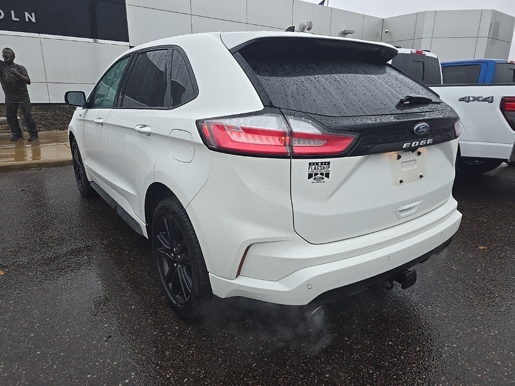 2021 Ford Edge ST Line Eau Claire WI Altoona Seymour Truax Wisconsin