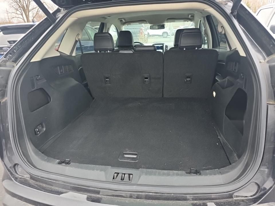 2023 Ford Edge SEL 201A Convenience Package with Heated Steering Whee
