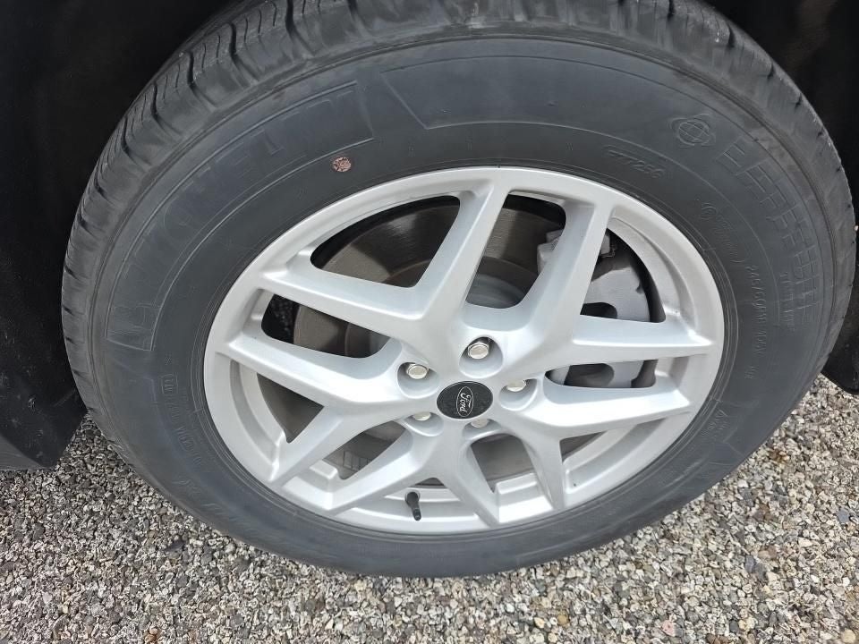 2024 Ford Edge SEL 201A Convenience Package with Heated Steering Whee