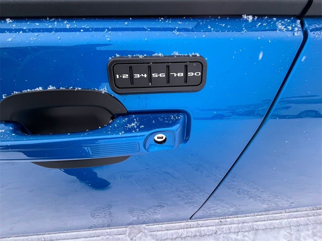 2025 Ford Maverick Lobo Standard 402A