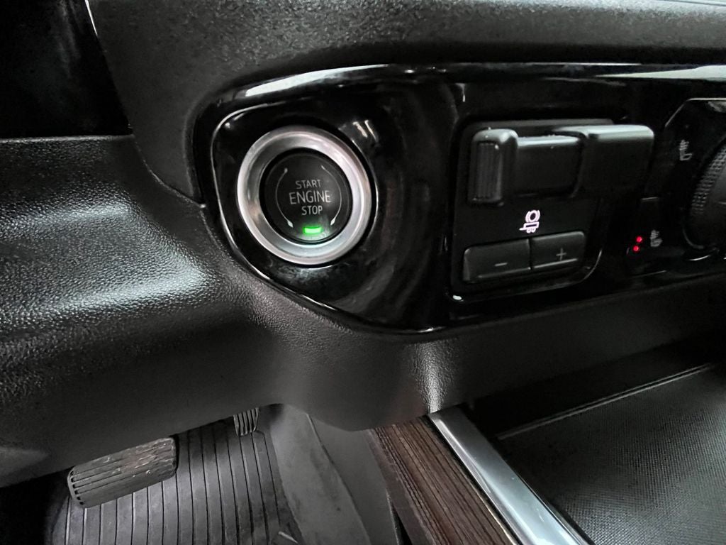 2024 Chevrolet Silverado 1500 LT Trail Boss Premium Package