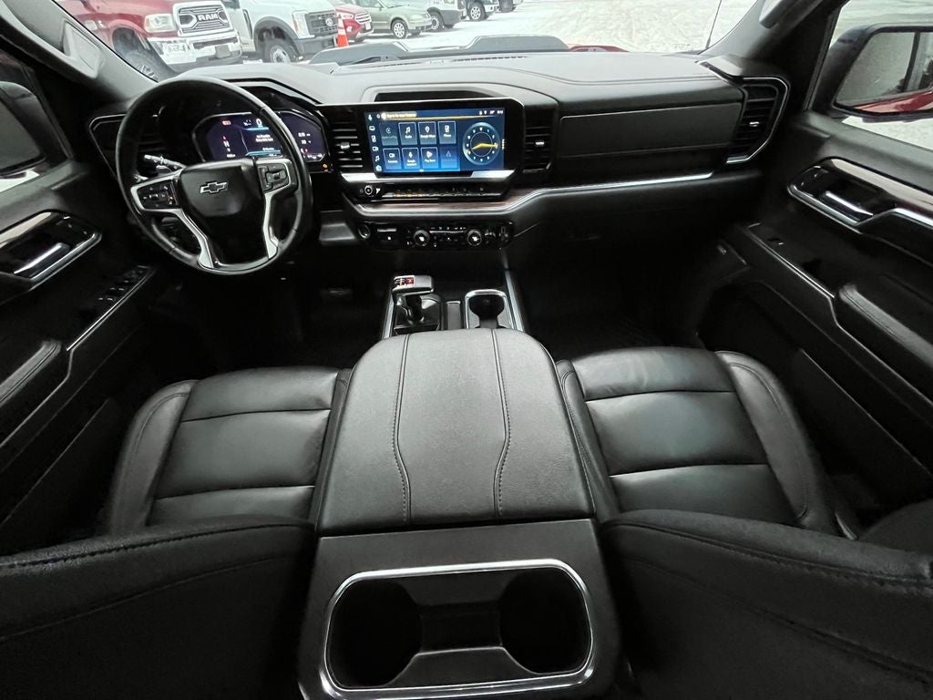 2024 Chevrolet Silverado 1500 LT Trail Boss Premium Package